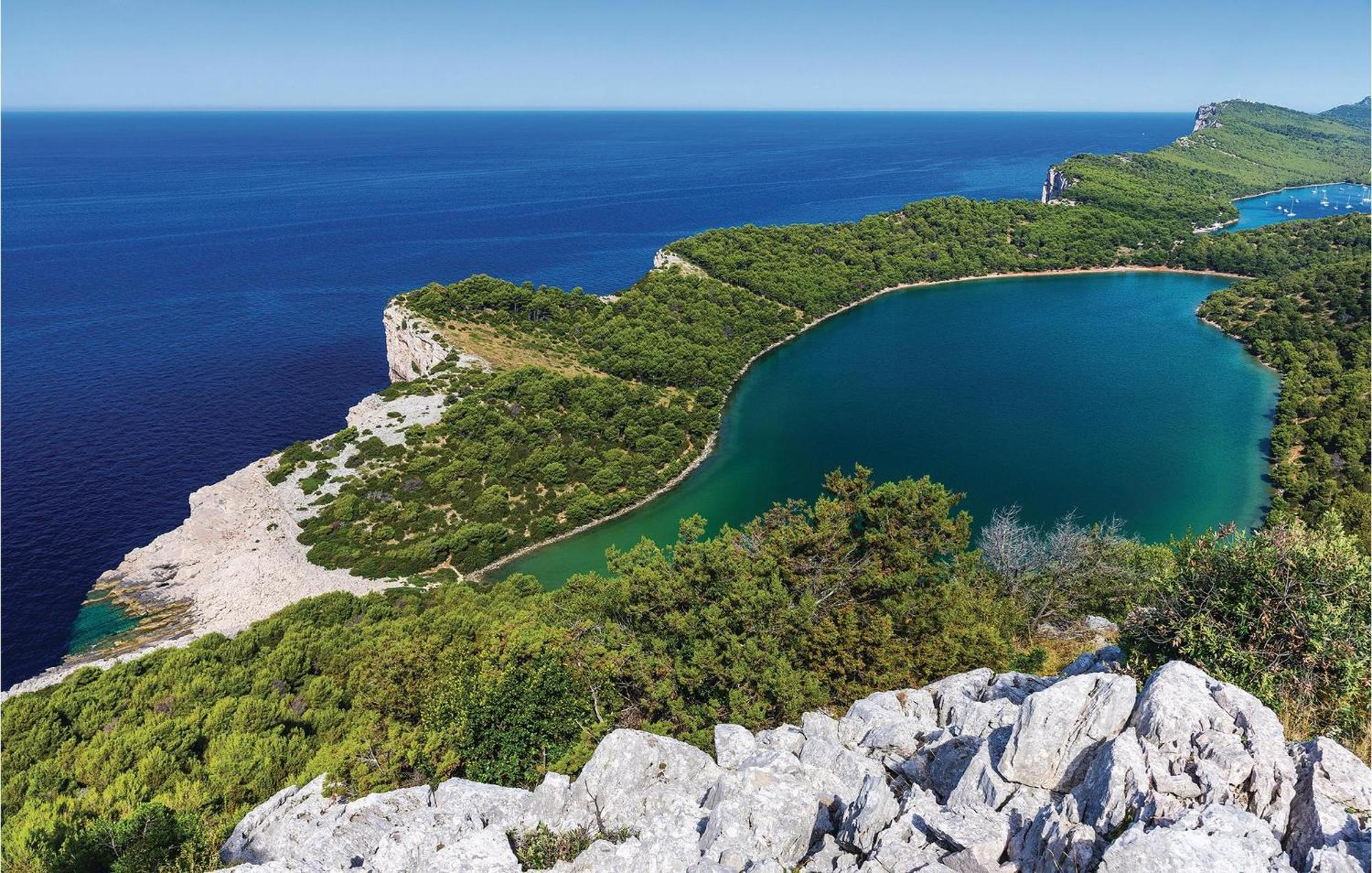 Amazing Home In Kornati With House Sea View Vrulje  Екстер'єр фото